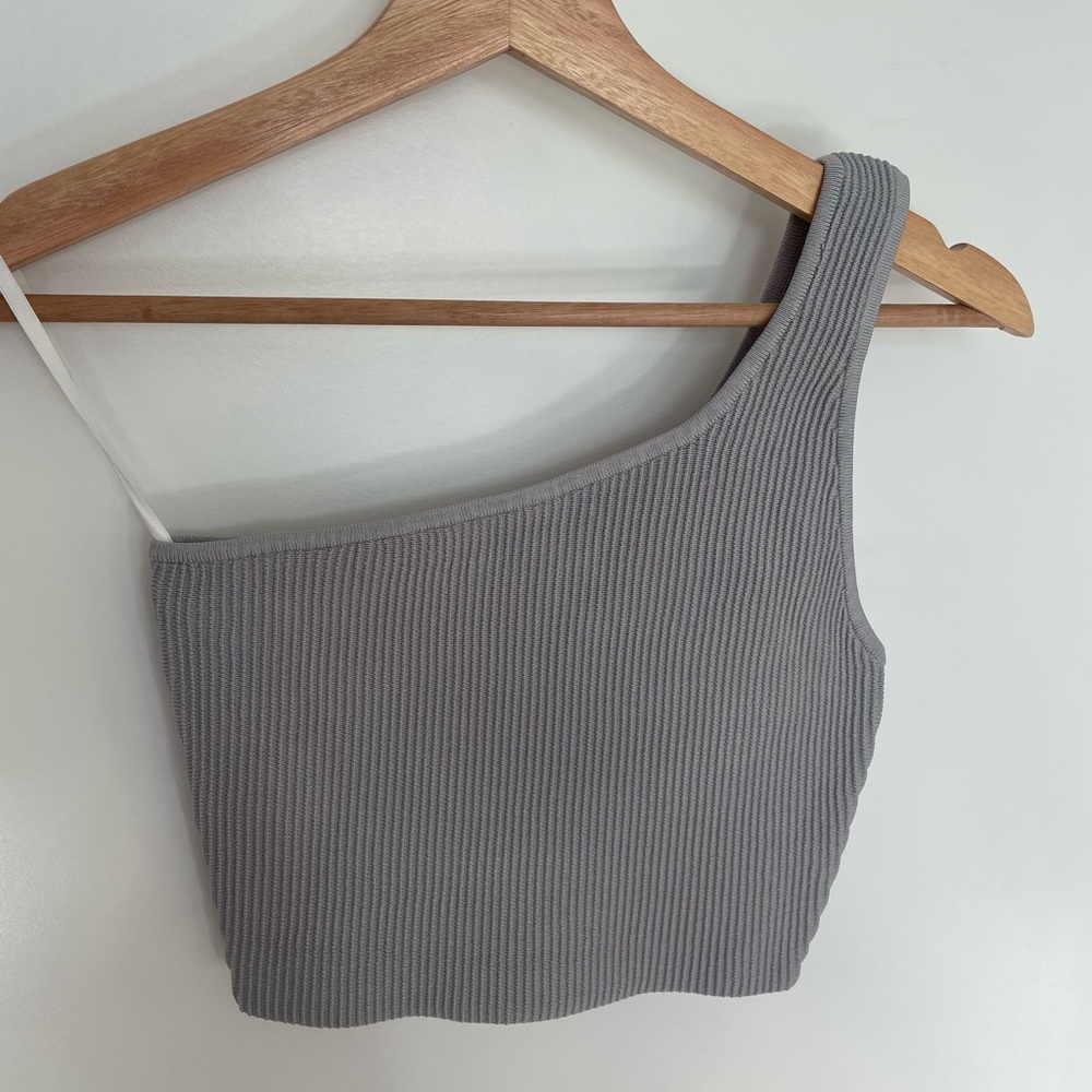 Brand new Babaton Sculpt Knit One-Shoulder Cropped Tank